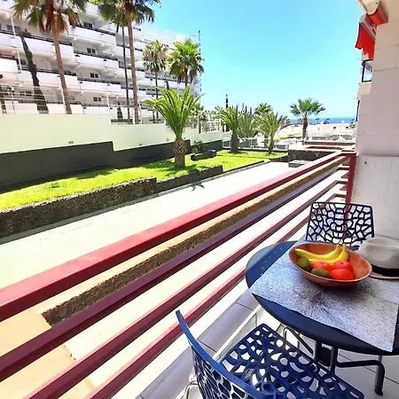 Cozy Studio, Wifi Free Pool View Ferienhaus