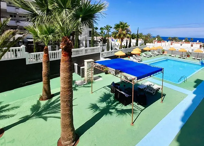 Prázdninový dům Cozy Studio, Wifi Free Pool View Playa de las Americas (Tenerife)