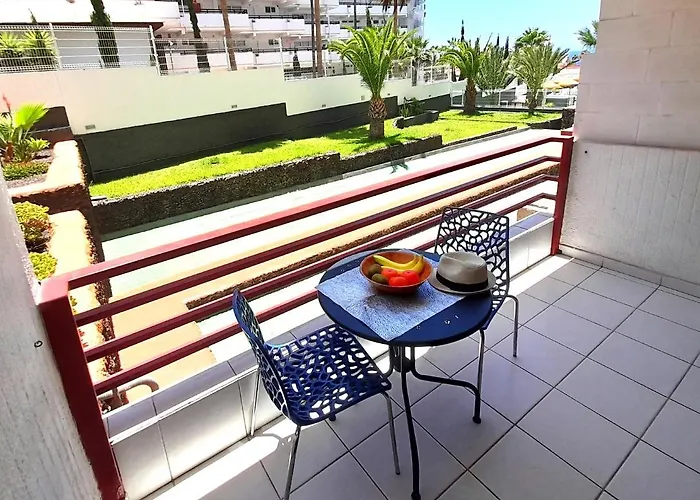 Cozy Studio, Wifi Free Pool View