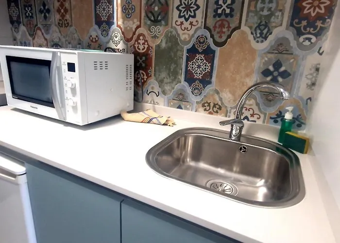 Cozy Studio, Wifi Free Pool View *