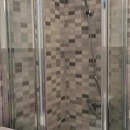 Cozy Studio, Wifi Free Pool View