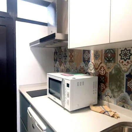 Cozy Studio, Wifi Free Pool View Дом отдыха *