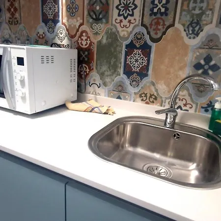 Cozy Studio, Wifi Free Pool View *